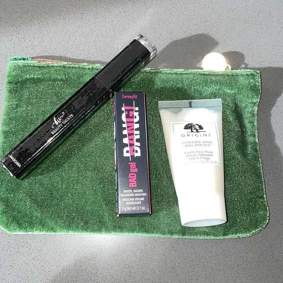 Benefit Other - Beauty Bundle with Cosmetic bag